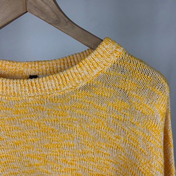 Yellow Light Knit Loose Fit Crop Sweater - Picture 2 of 3